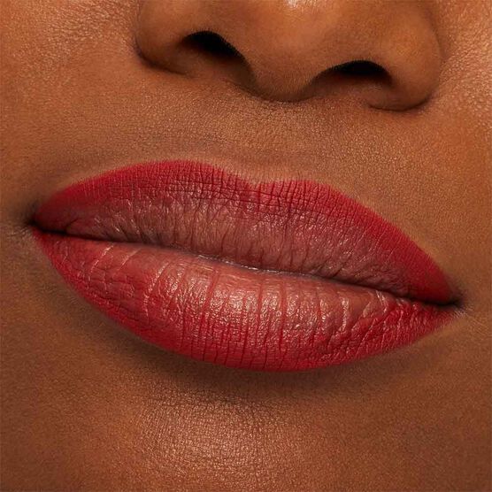 LIP PENCIL L�PIS DE BOCA CHILI RIMMED